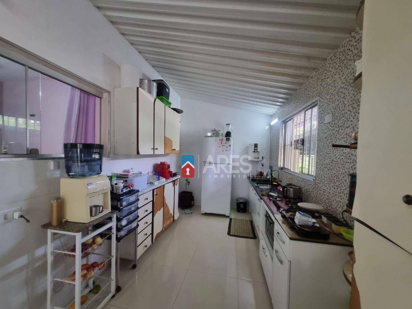 Chácara à venda com 4 quartos, 297m² - Foto 11