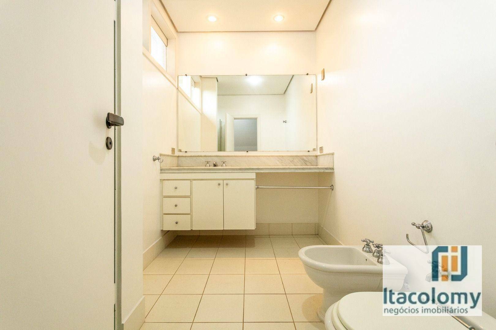 Casa de Condomínio à venda e aluguel com 4 quartos, 750m² - Foto 55