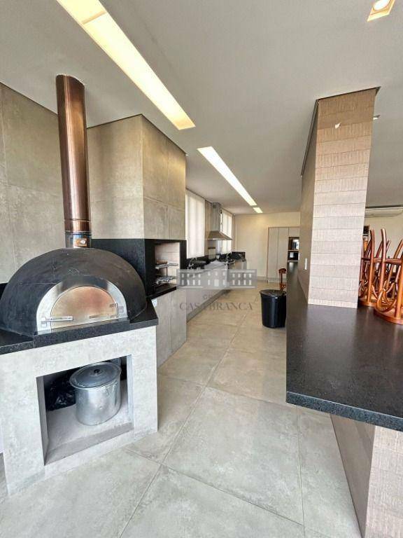 Apartamento à venda e aluguel com 3 quartos, 205m² - Foto 20