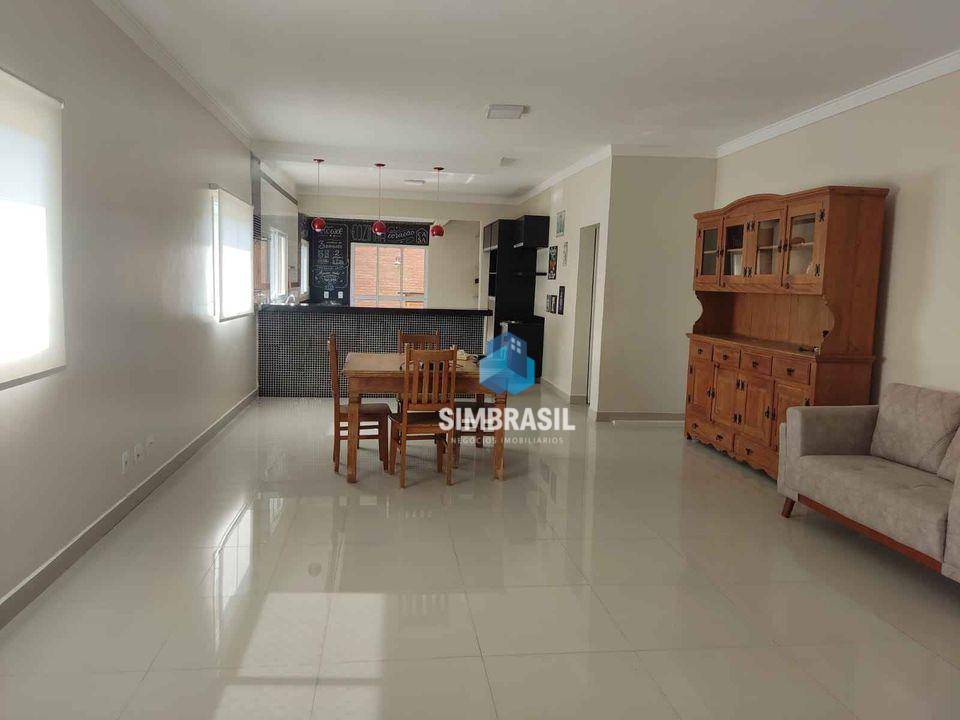 Casa à venda com 4 quartos, 240m² - Foto 12