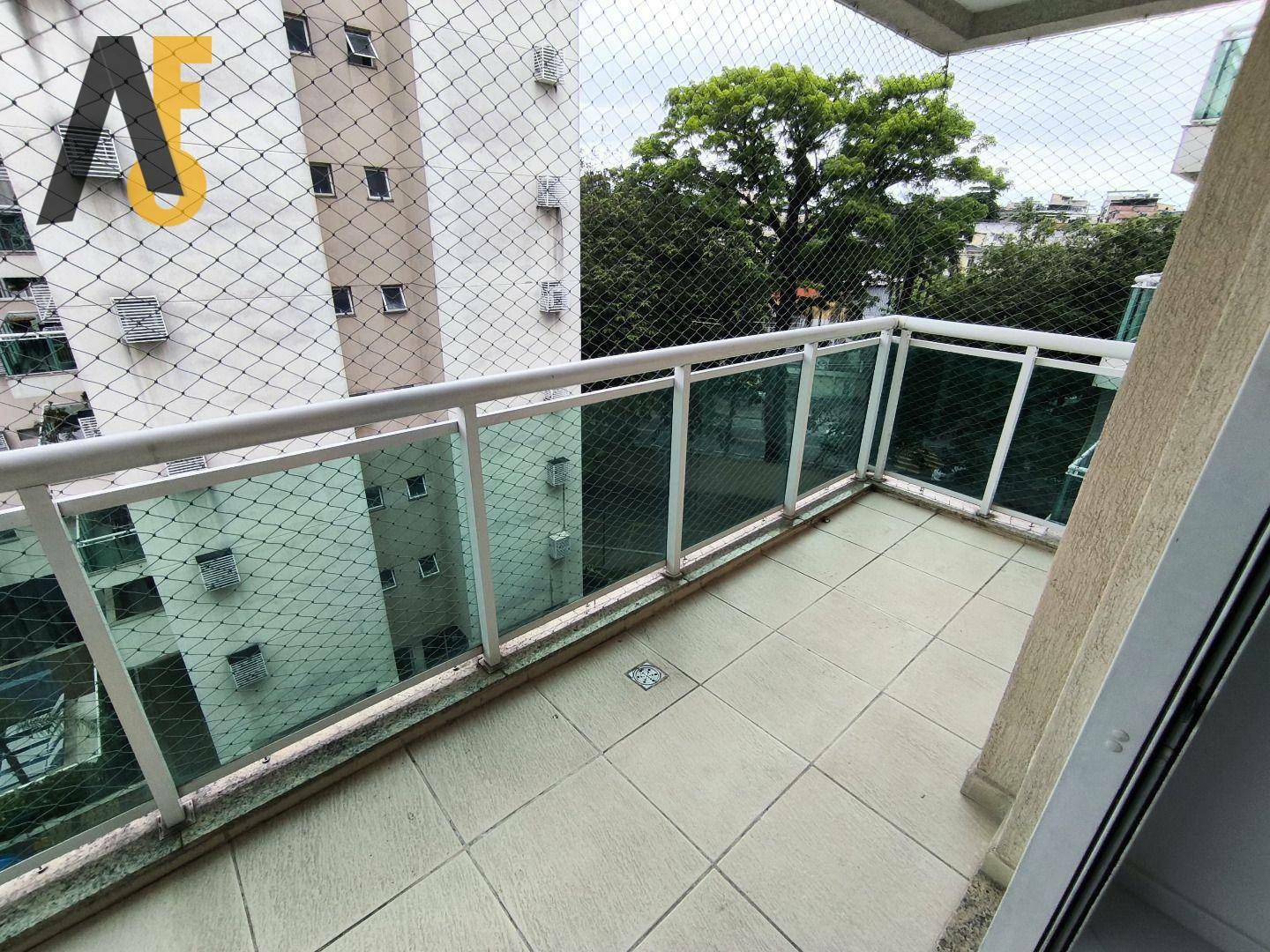 Apartamento à venda com 3 quartos, 77m² - Foto 7