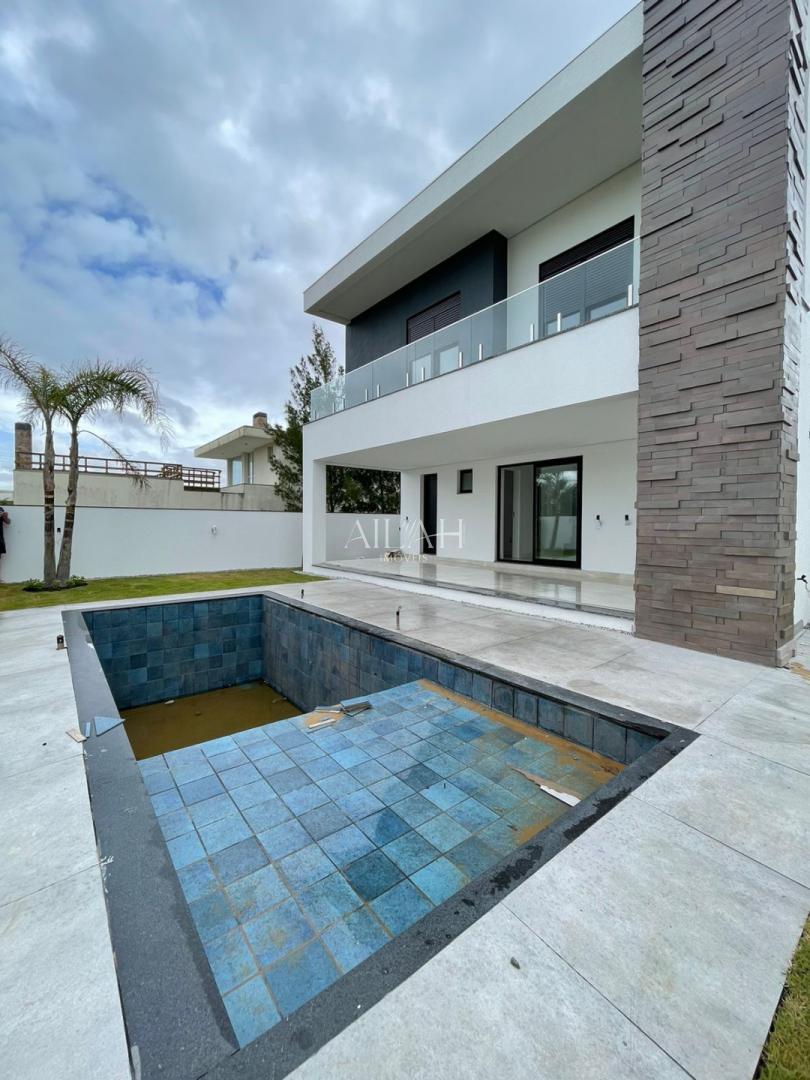 Casa à venda com 4 quartos, 251m² - Foto 12