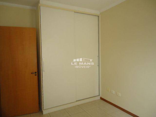 Apartamento à venda com 2 quartos, 77m² - Foto 14