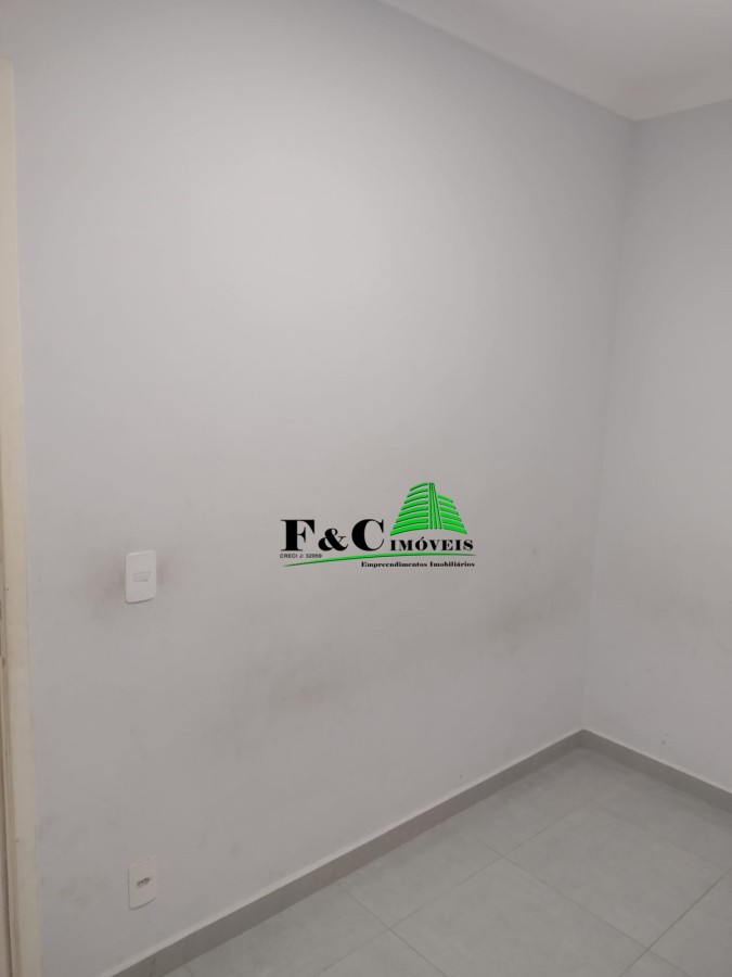 Apartamento à venda com 2 quartos, 60m² - Foto 3