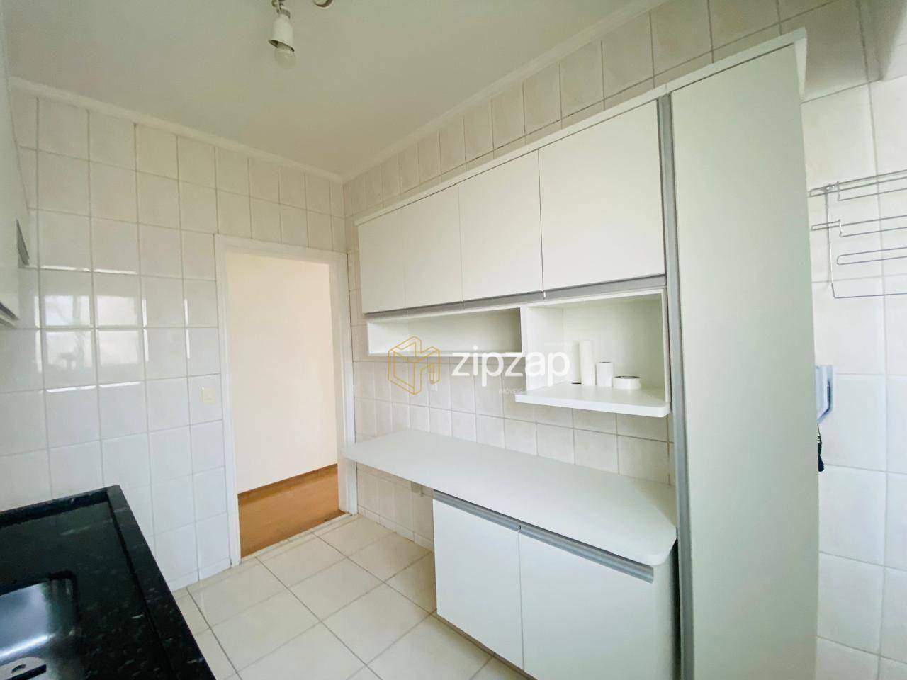 Apartamento para alugar com 3 quartos, 81m² - Foto 15