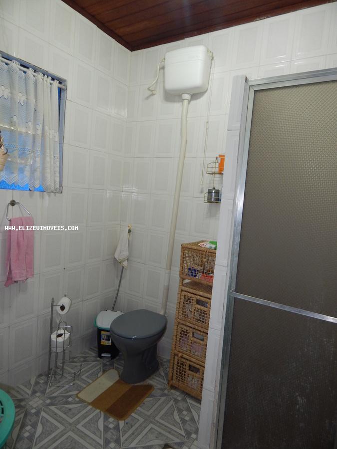 Casa para alugar com 2 quartos, 150m² - Foto 9