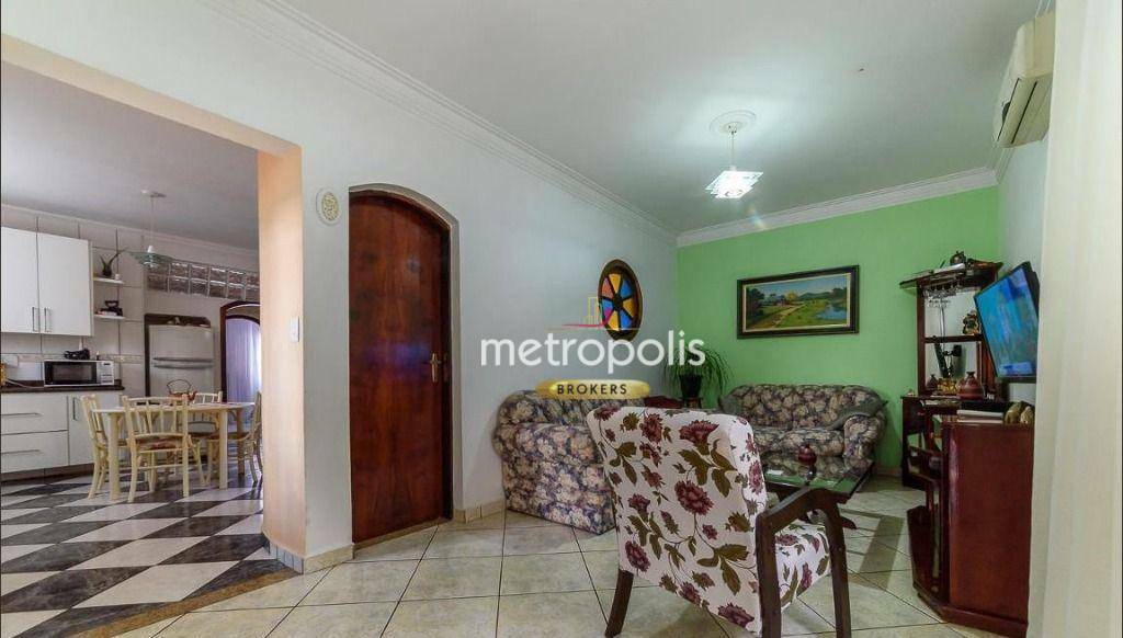 Casa à venda com 3 quartos, 400m² - Foto 1