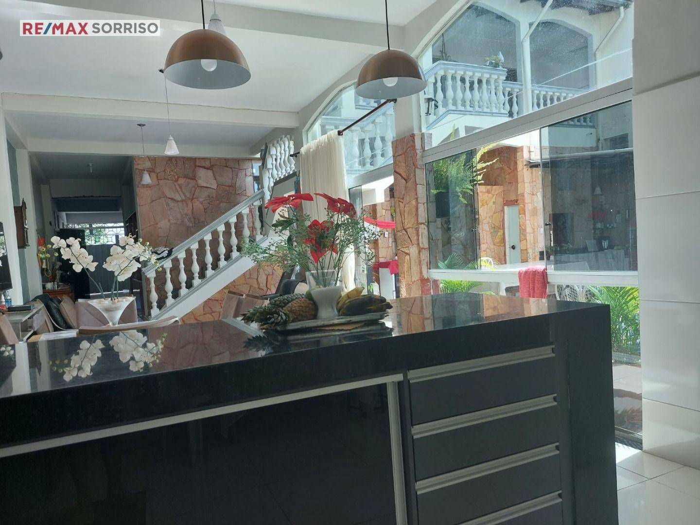 Sobrado à venda com 6 quartos, 620m² - Foto 2