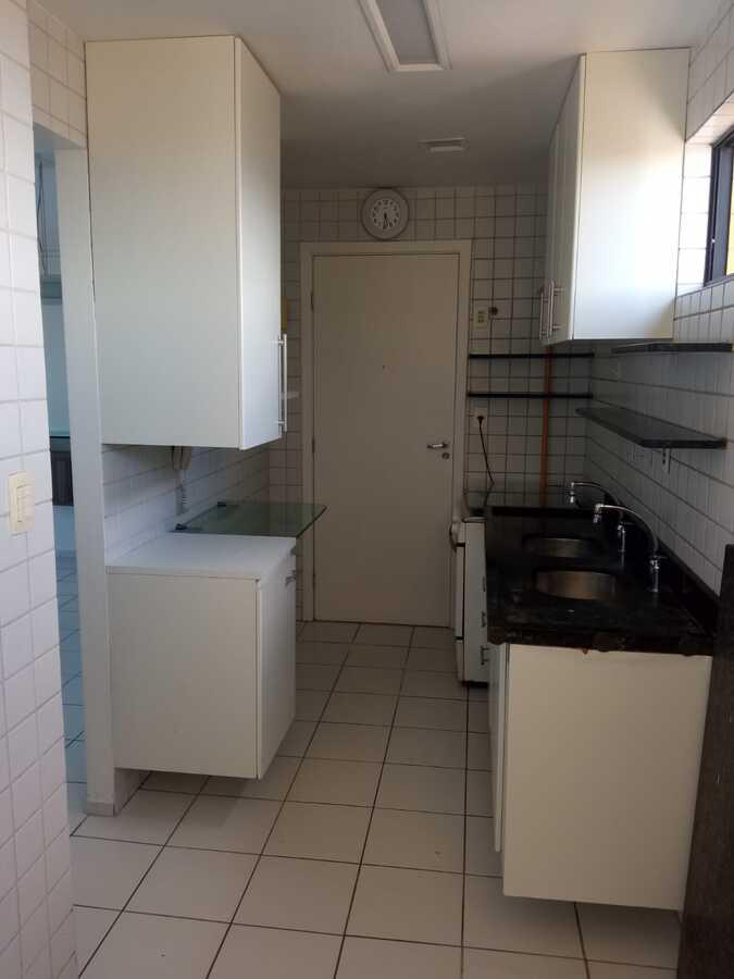 Apartamento à venda com 2 quartos, 72m² - Foto 12