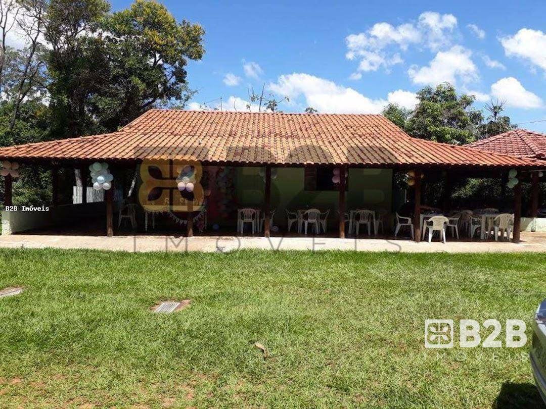 Chácara à venda com 2 quartos, 5400M2 - Foto 1