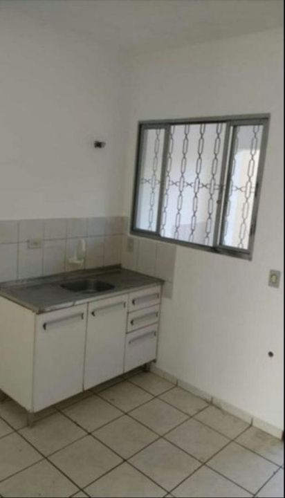 Casa à venda com 5 quartos, 150m² - Foto 4