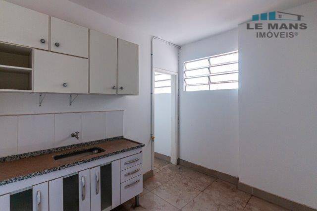 Apartamento à venda com 2 quartos, 65m² - Foto 4