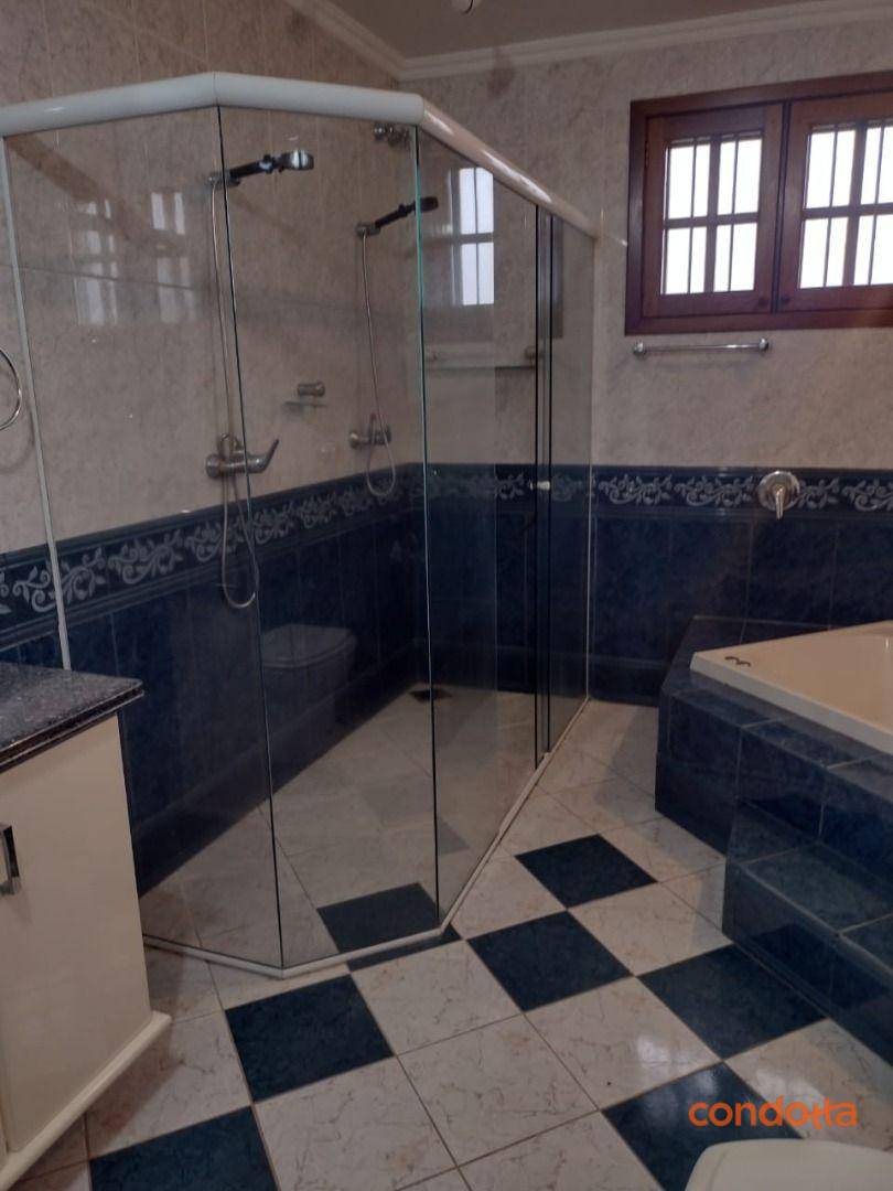 Casa para alugar com 3 quartos, 200m² - Foto 21