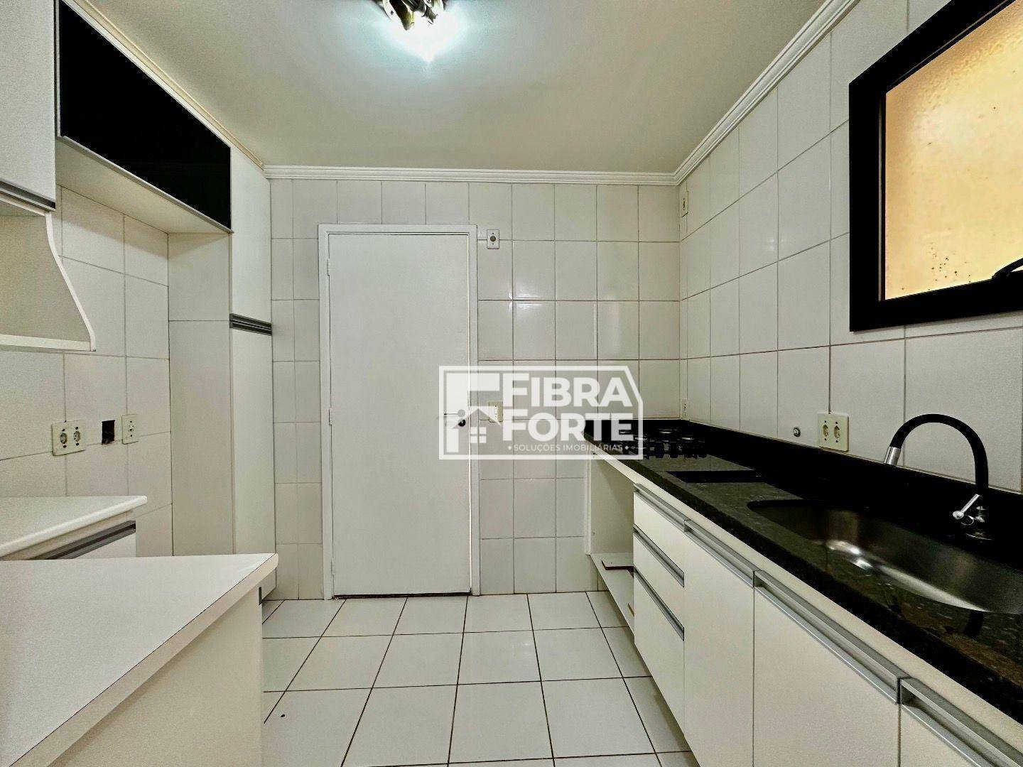 Apartamento à venda com 3 quartos, 82m² - Foto 17