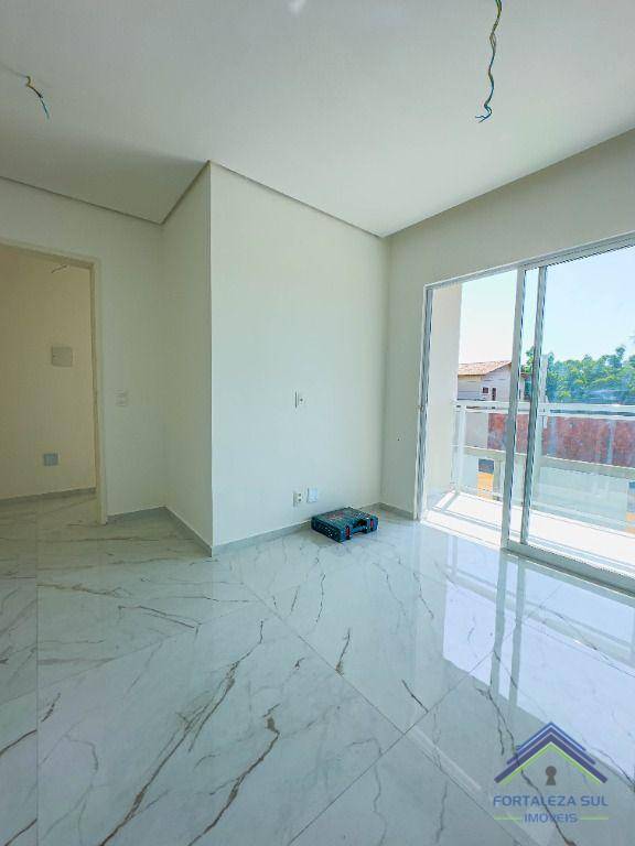 Casa à venda com 3 quartos, 122m² - Foto 13