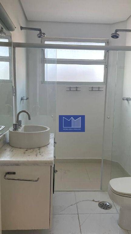 Apartamento para alugar com 2 quartos, 86m² - Foto 7