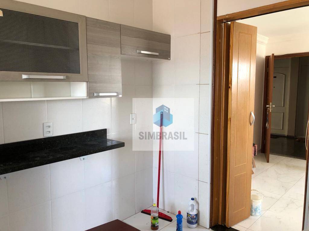 Apartamento à venda com 2 quartos, 65m² - Foto 9