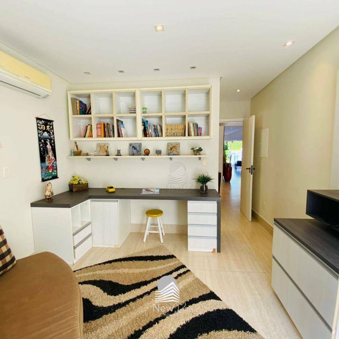 Casa de Condomínio para alugar com 5 quartos, 340m² - Foto 33