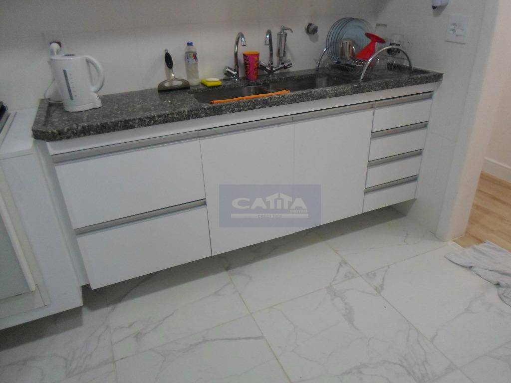 Apartamento à venda com 2 quartos, 76m² - Foto 11