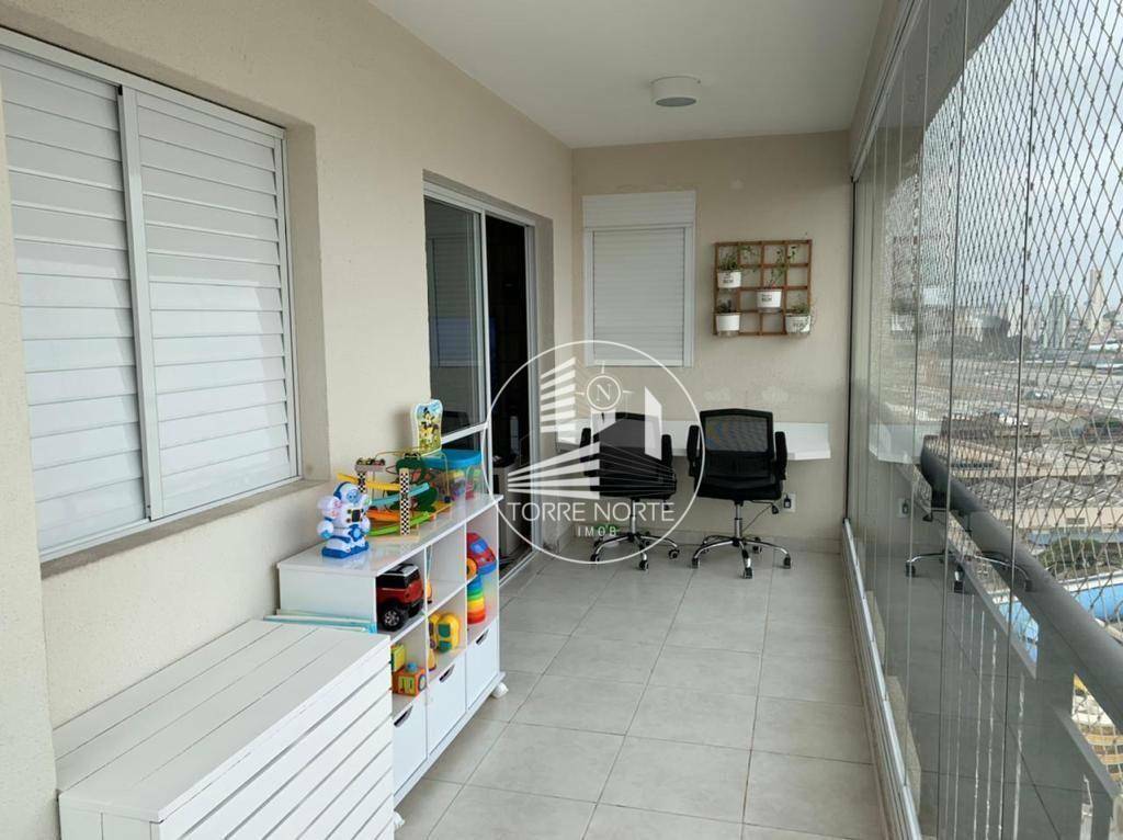 Apartamento à venda com 2 quartos, 69m² - Foto 2