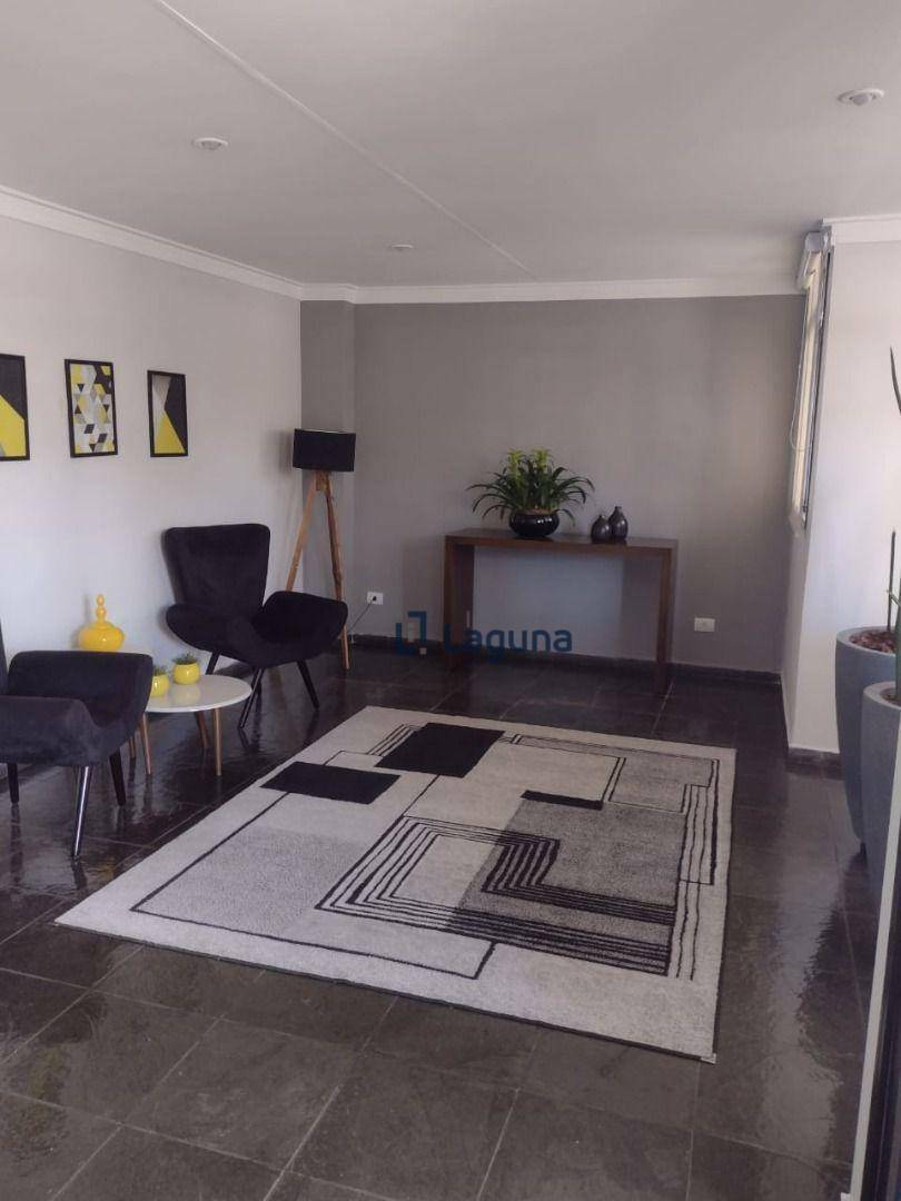 Apartamento à venda com 3 quartos, 82m² - Foto 35