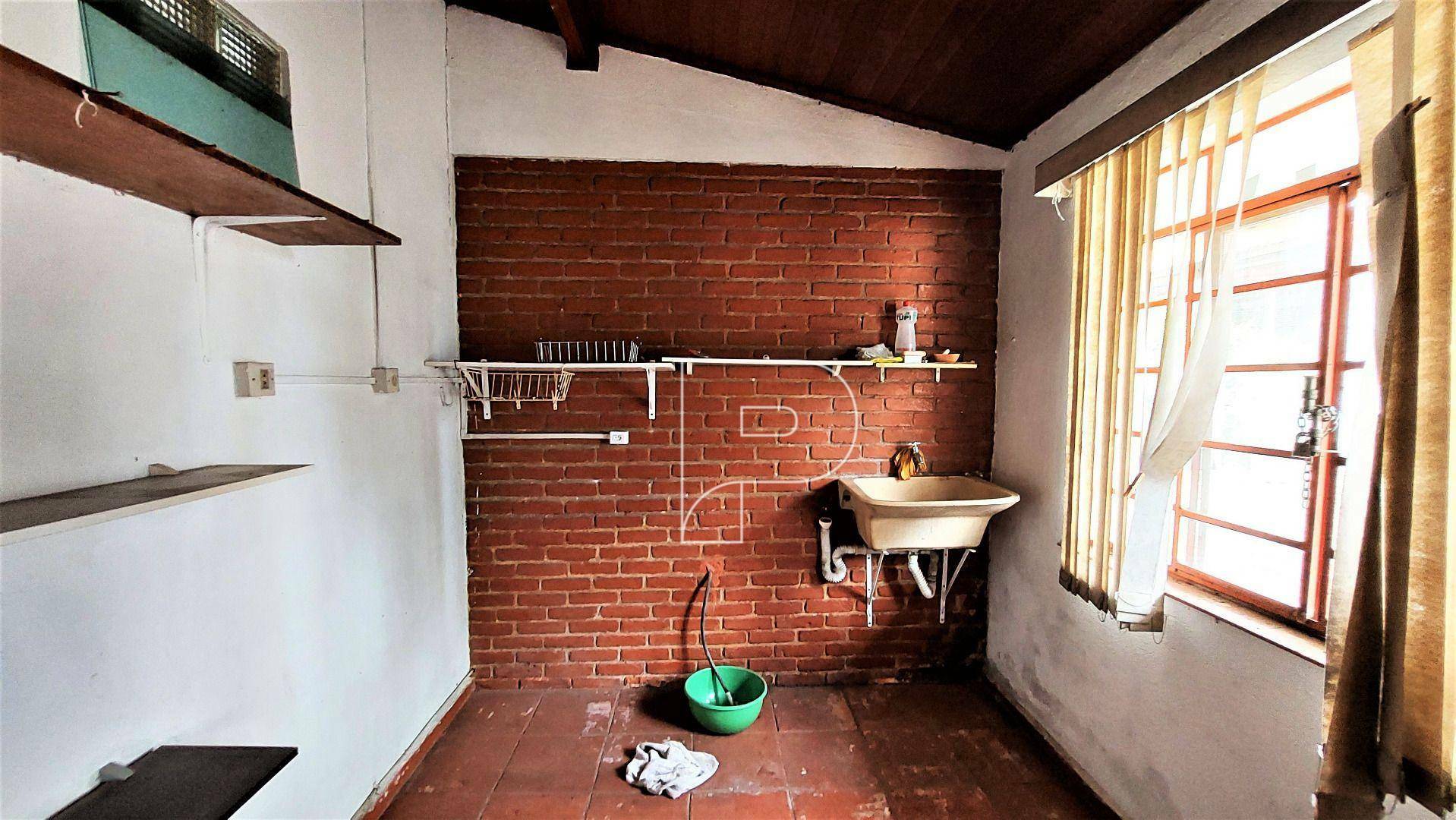 Casa à venda com 2 quartos, 170m² - Foto 11