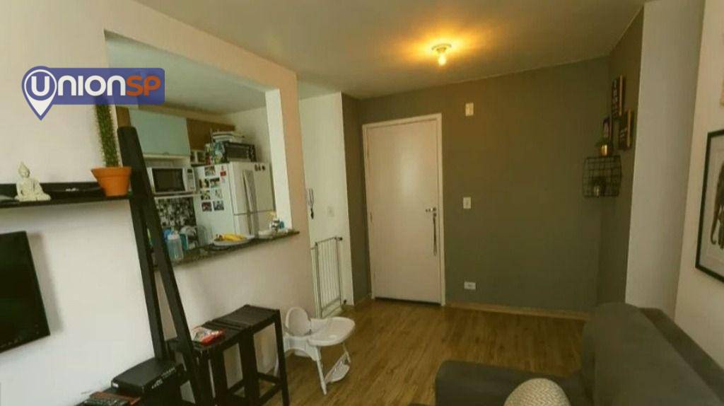 Apartamento à venda com 2 quartos, 50m² - Foto 2