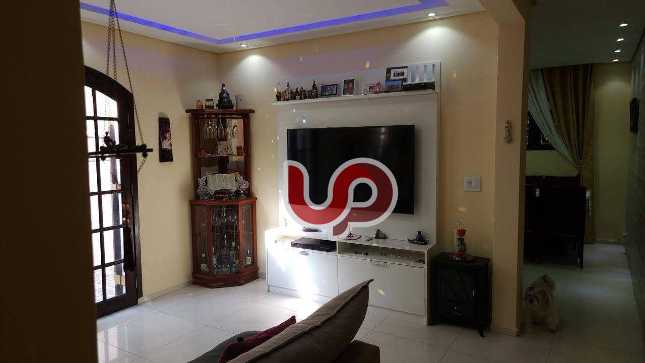 Sobrado à venda com 3 quartos, 148m² - Foto 1