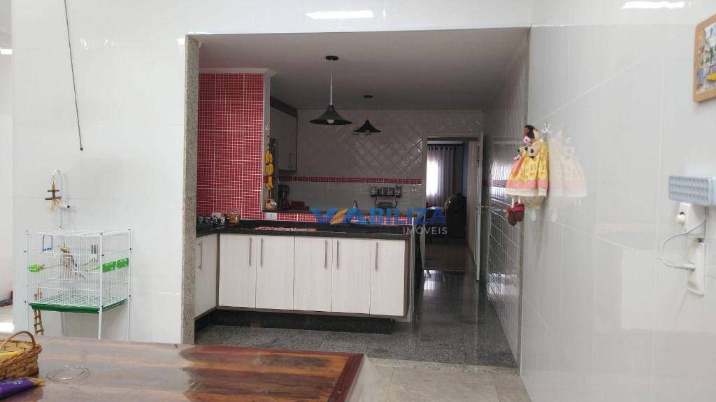 Sobrado à venda com 3 quartos, 237m² - Foto 12