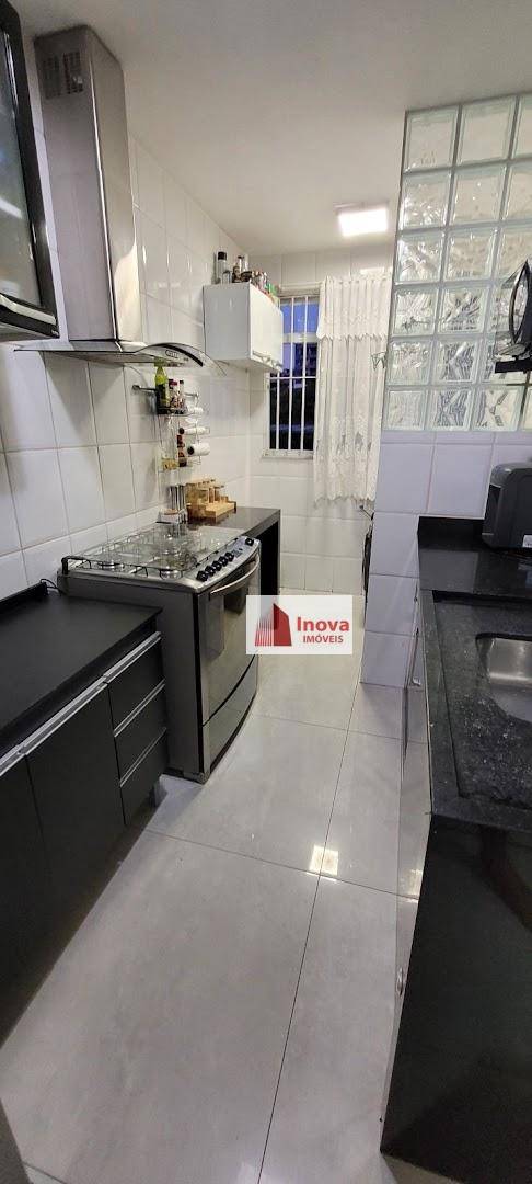 Apartamento à venda com 2 quartos, 70m² - Foto 22