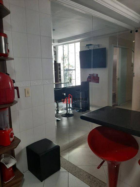 Casa à venda e aluguel com 3 quartos, 180m² - Foto 16