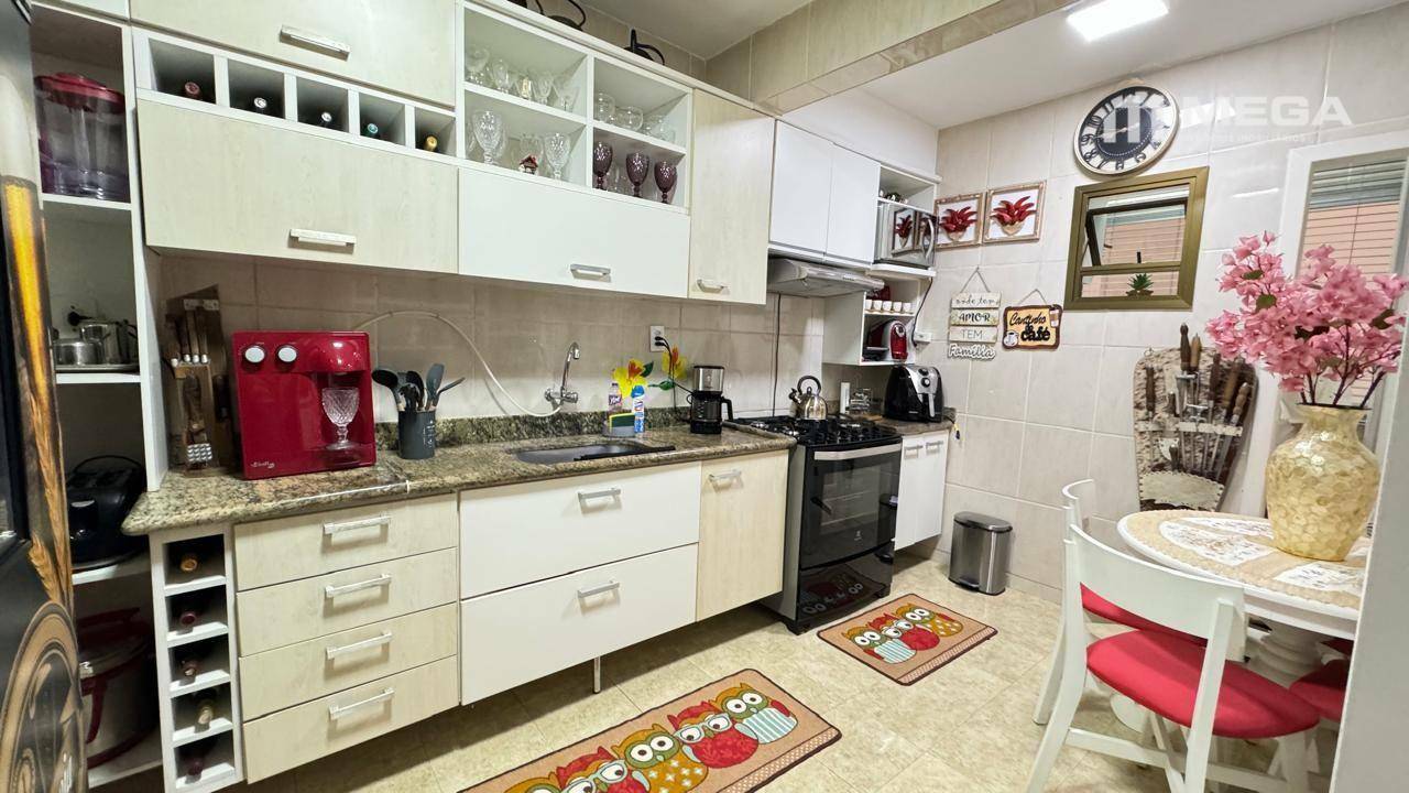 Apartamento à venda com 3 quartos, 130m² - Foto 14