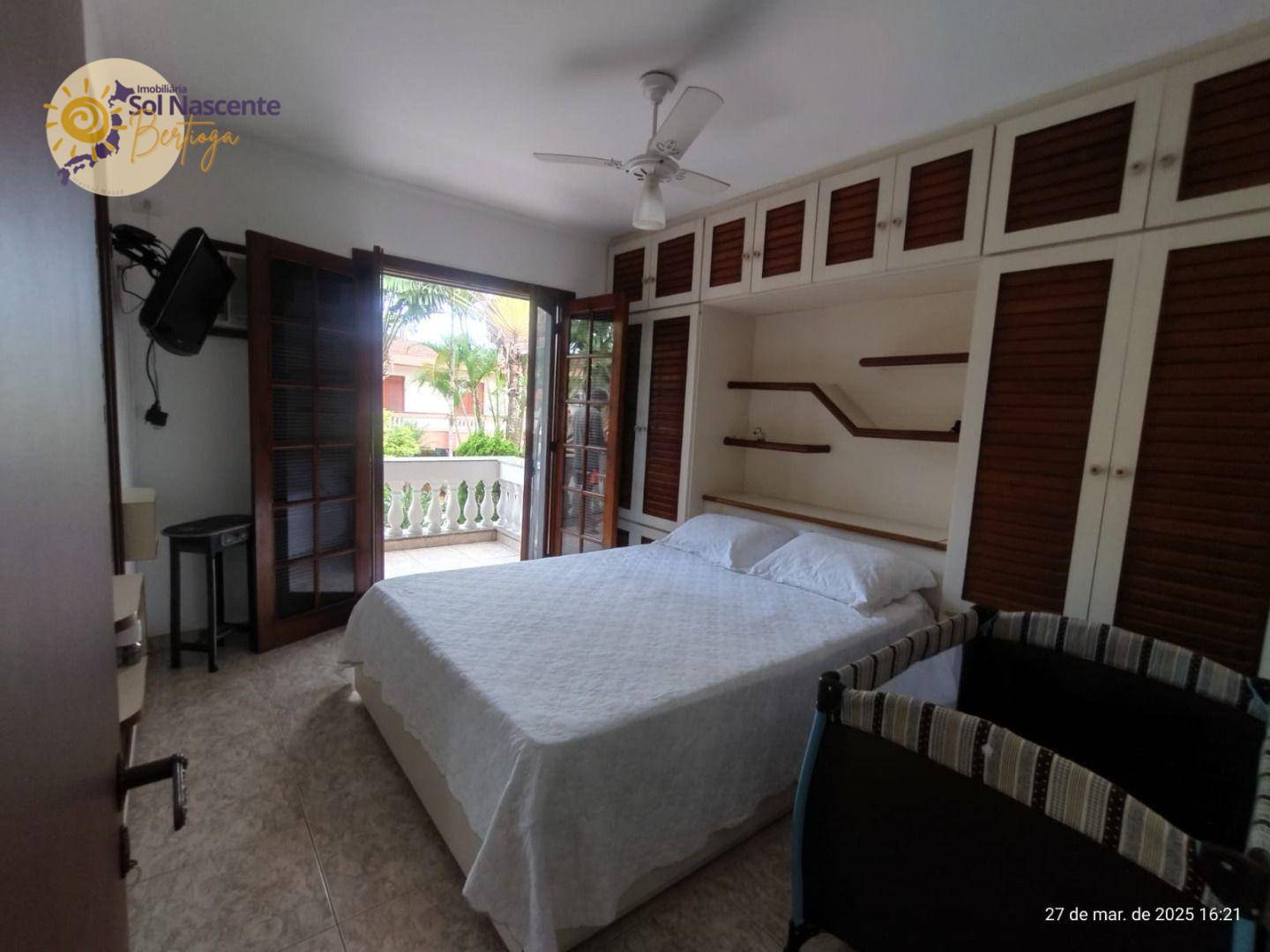 Casa de Condomínio à venda com 4 quartos, 230m² - Foto 13