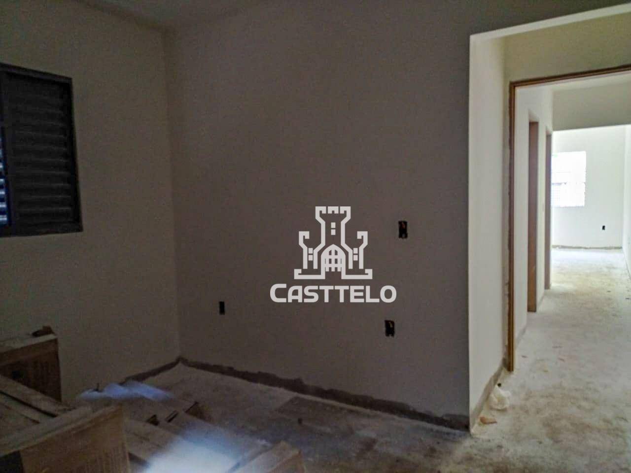 Casa à venda com 2 quartos, 68m² - Foto 13