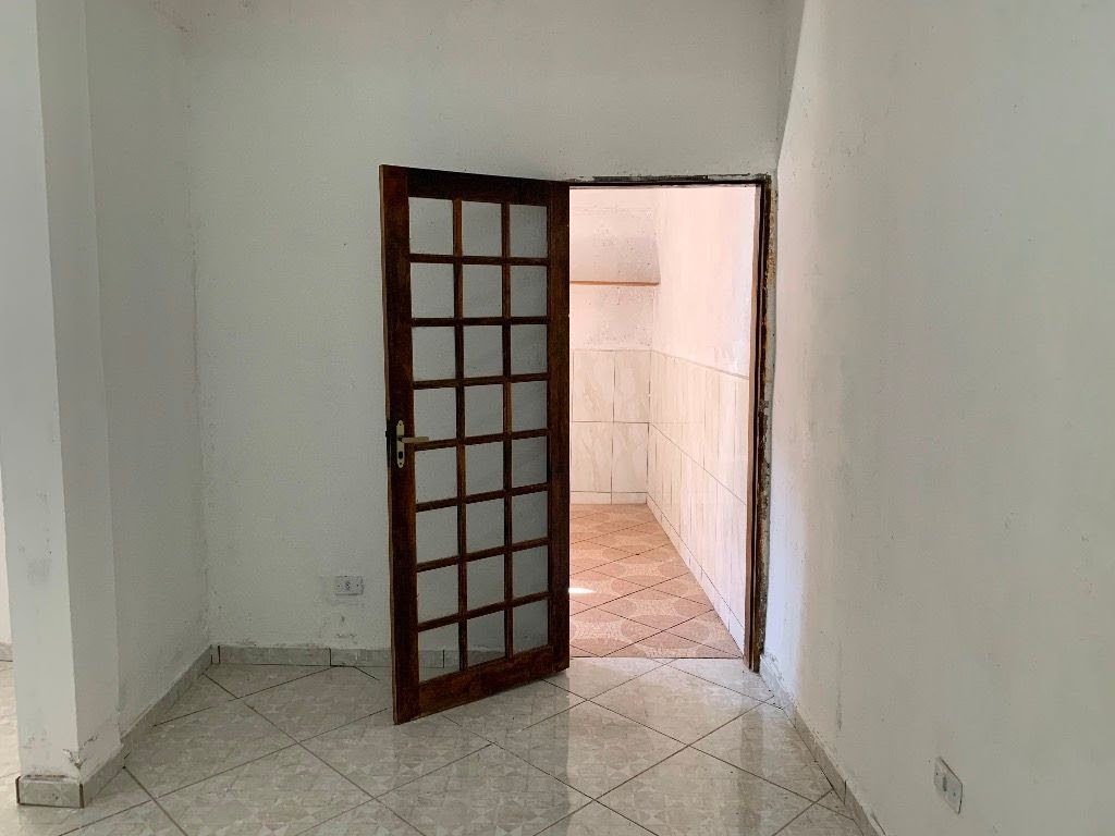 Casa para alugar com 2 quartos, 115m² - Foto 13