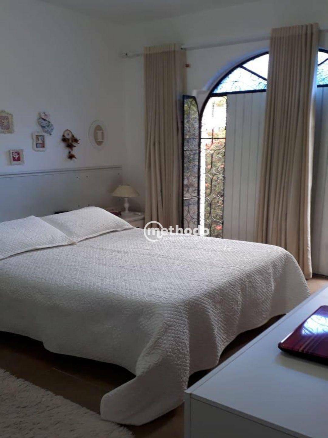 Casa à venda com 5 quartos, 380m² - Foto 13