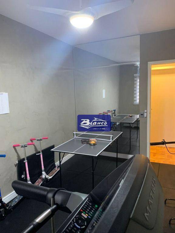 Apartamento à venda com 8 quartos, 300m² - Foto 27