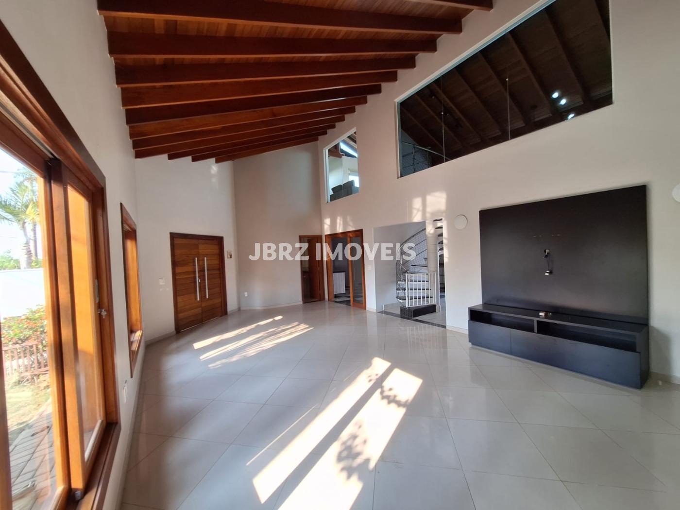 Casa de Condomínio à venda com 4 quartos, 291m² - Foto 3