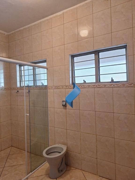 Casa à venda com 5 quartos, 241m² - Foto 5