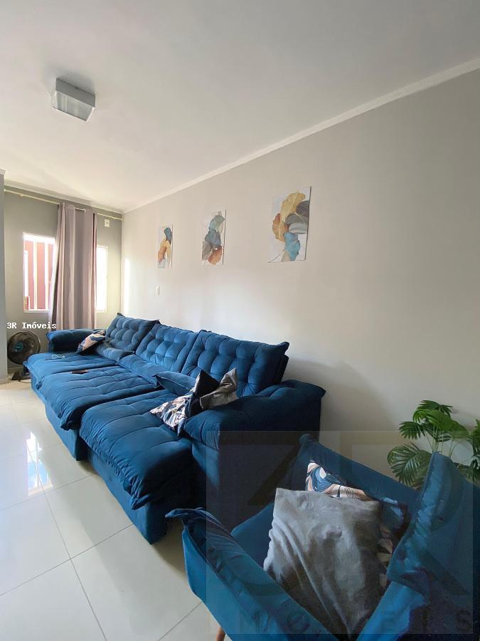 Casa à venda com 2 quartos, 80m² - Foto 5