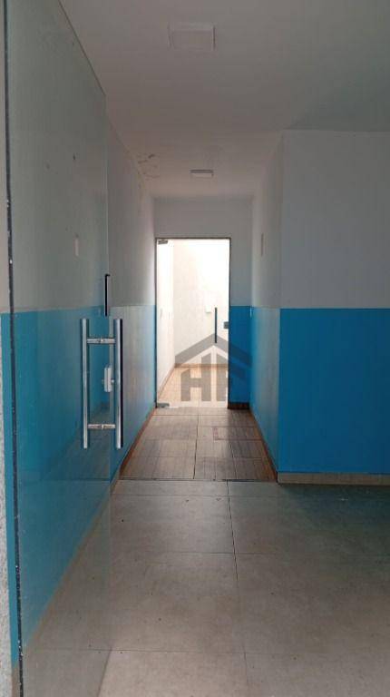 Casa de Condomínio para alugar com 3 quartos, 146m² - Foto 2