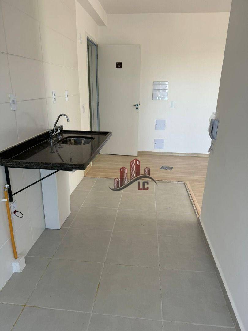 Apartamento para alugar com 2 quartos, 60m² - Foto 21