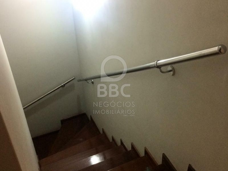 Sobrado à venda com 3 quartos, 238m² - Foto 13