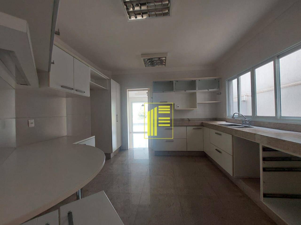 Casa de Condomínio para alugar com 5 quartos, 430m² - Foto 20