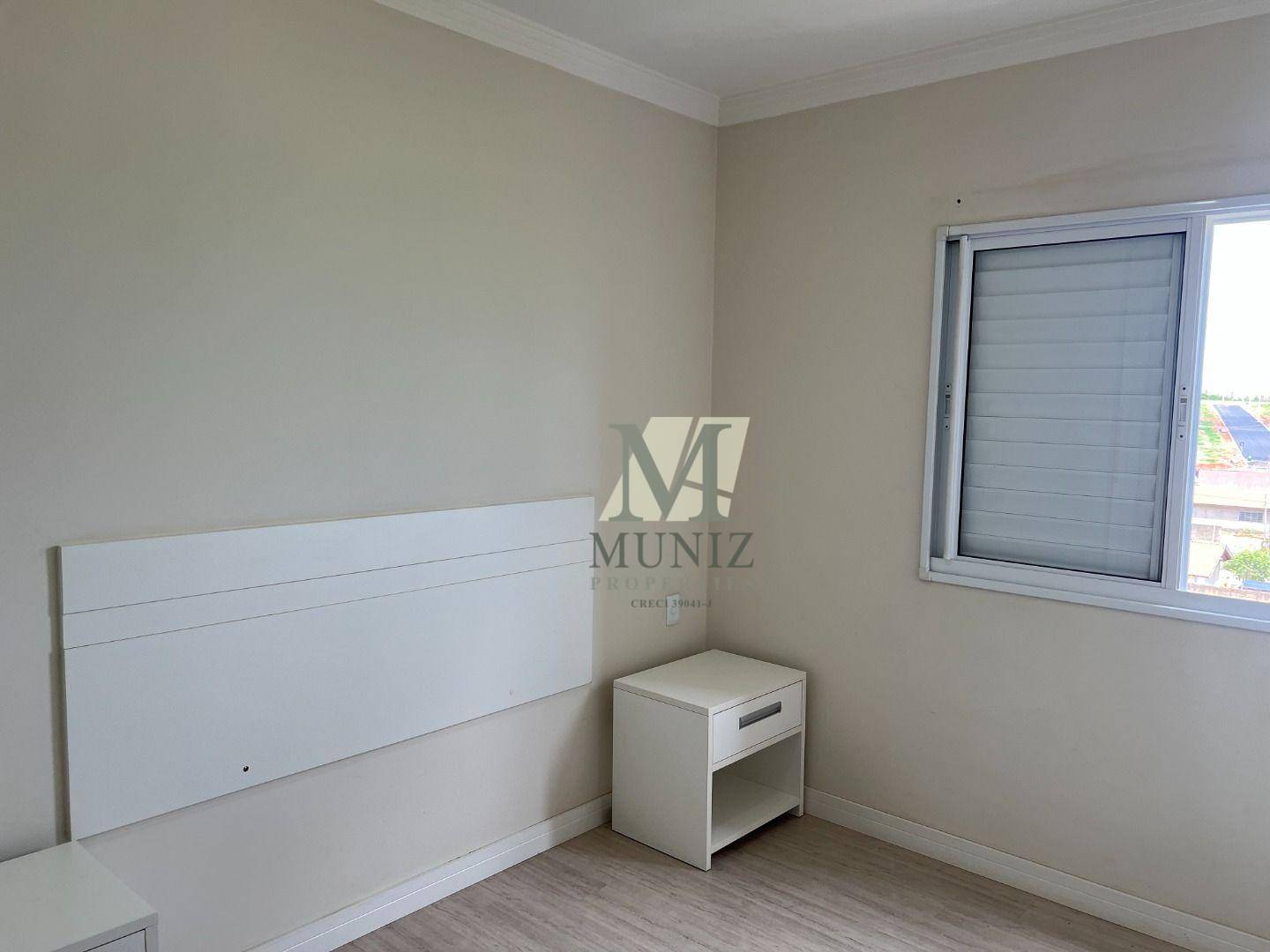 Apartamento à venda com 2 quartos, 56m² - Foto 18