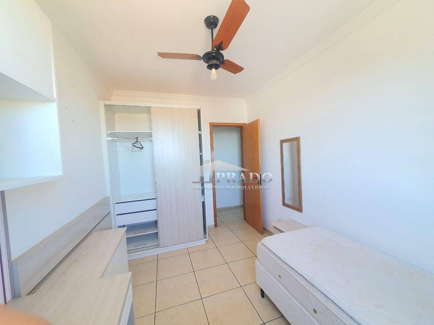 Apartamento para alugar com 2 quartos, 45m² - Foto 10