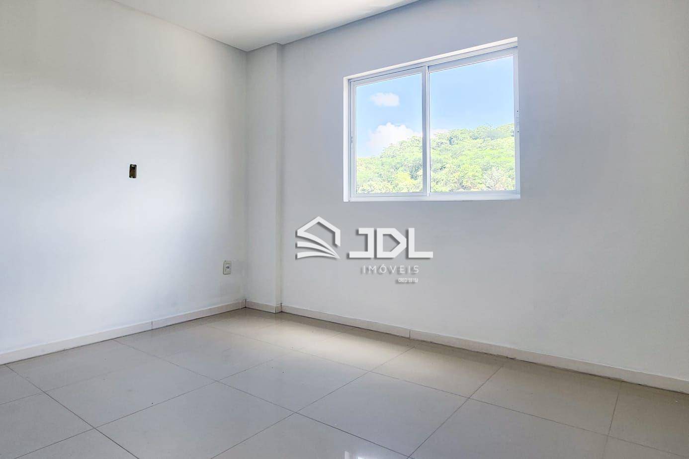 Apartamento à venda com 2 quartos, 65m² - Foto 5