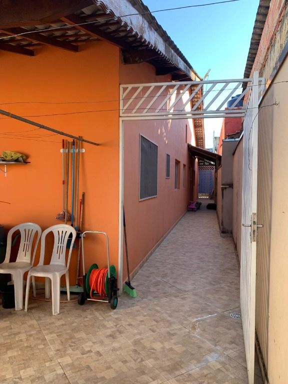 Casa à venda com 2 quartos, 90m² - Foto 23