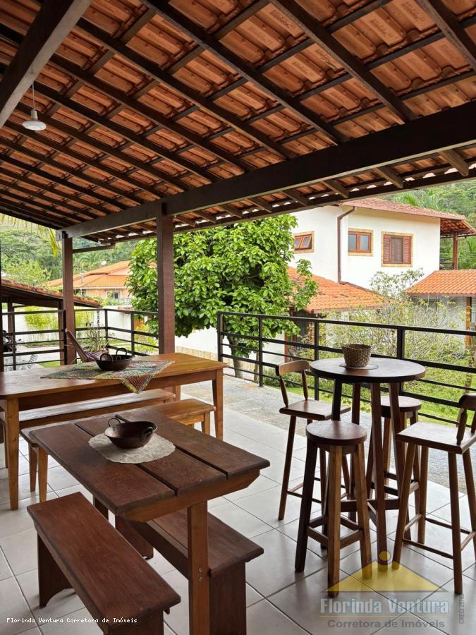 Casa de Condomínio à venda com 4 quartos, 345m² - Foto 49