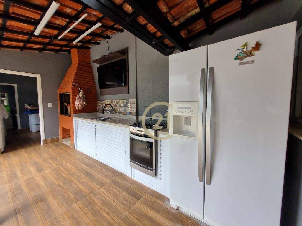 Casa à venda com 3 quartos, 189m² - Foto 17